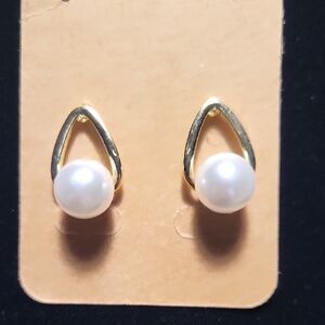 Gold Earring Lot